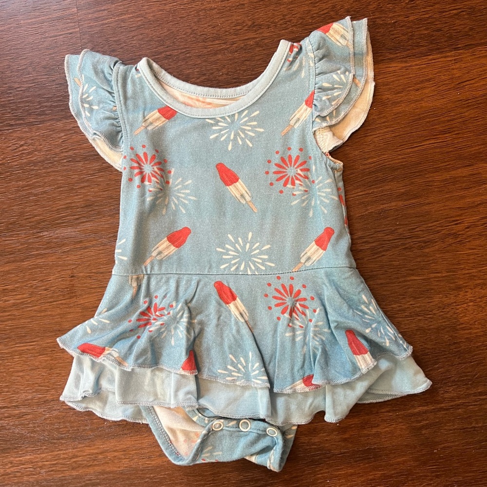 3-6m Two Peas Bamboo Twirl. Fourth of July, heathered blue. EUC